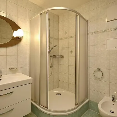 Appartement Minervapark 14 *